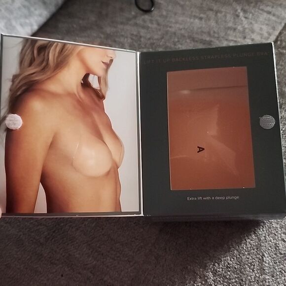 Lingerie Solutions Women's Lift it up Plunge Backless Strapless Bra Nude  A Cup - Picture 2 of 8